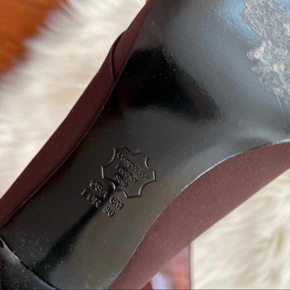 Nina Brown Kitten Heels Shoe - Picture 7 of 9